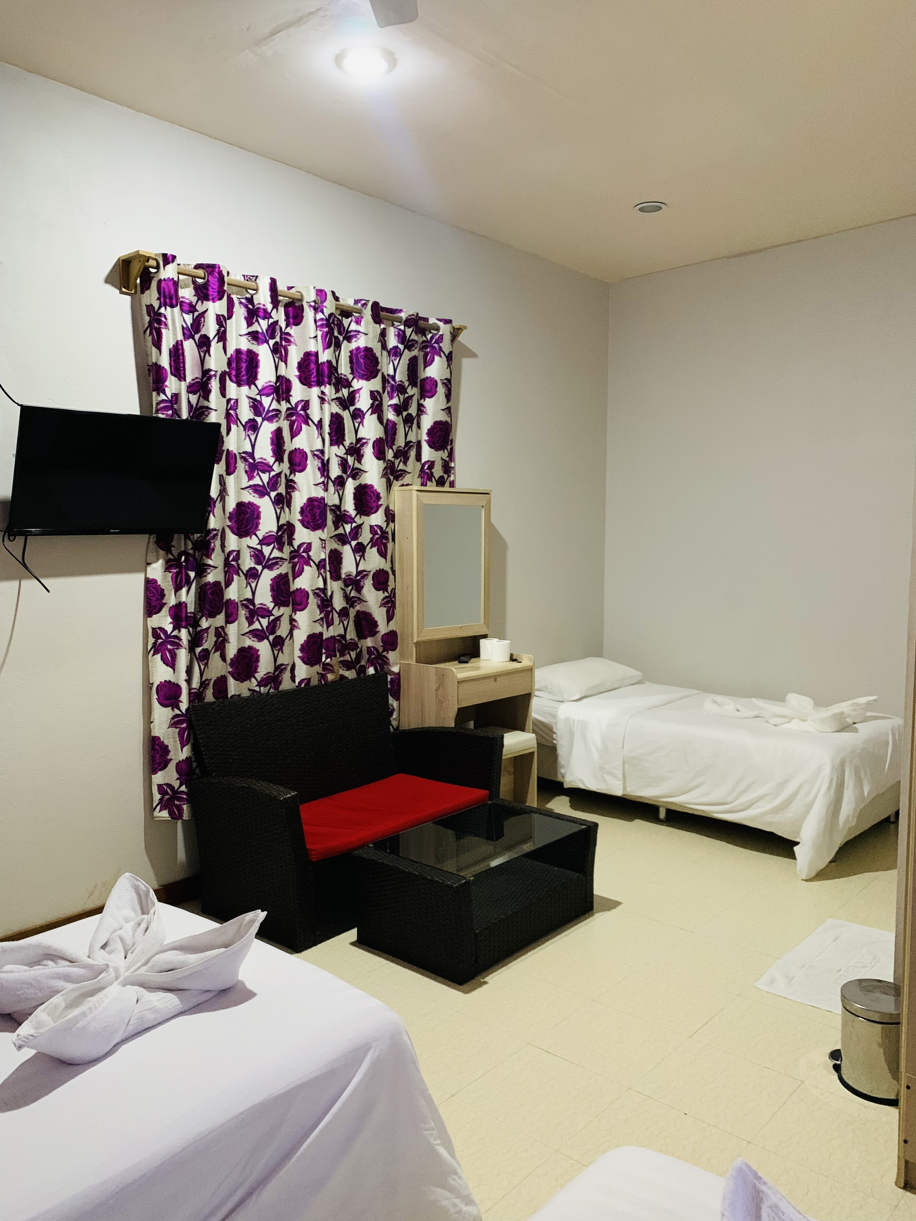 Hotels in Rasdhoo