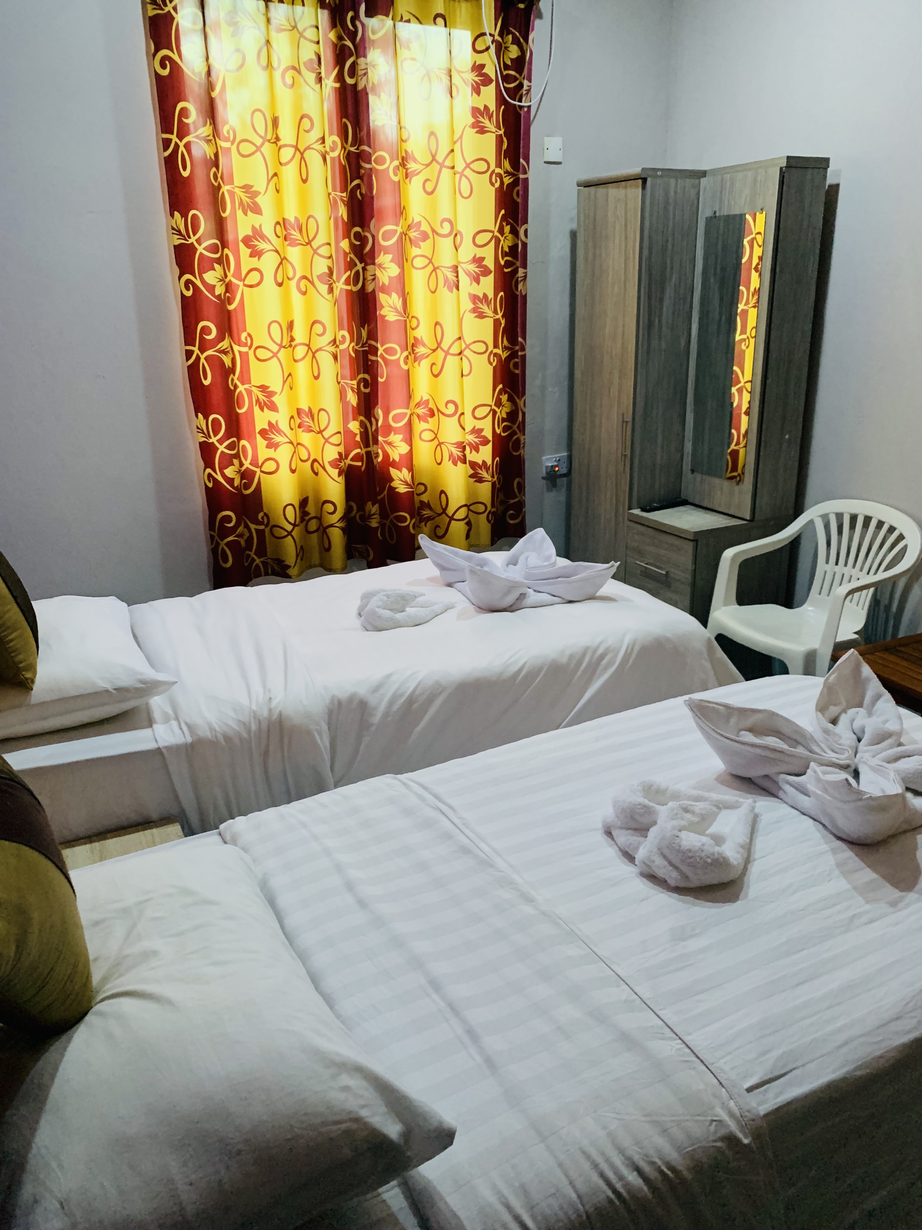Hotels in Rasdhoo