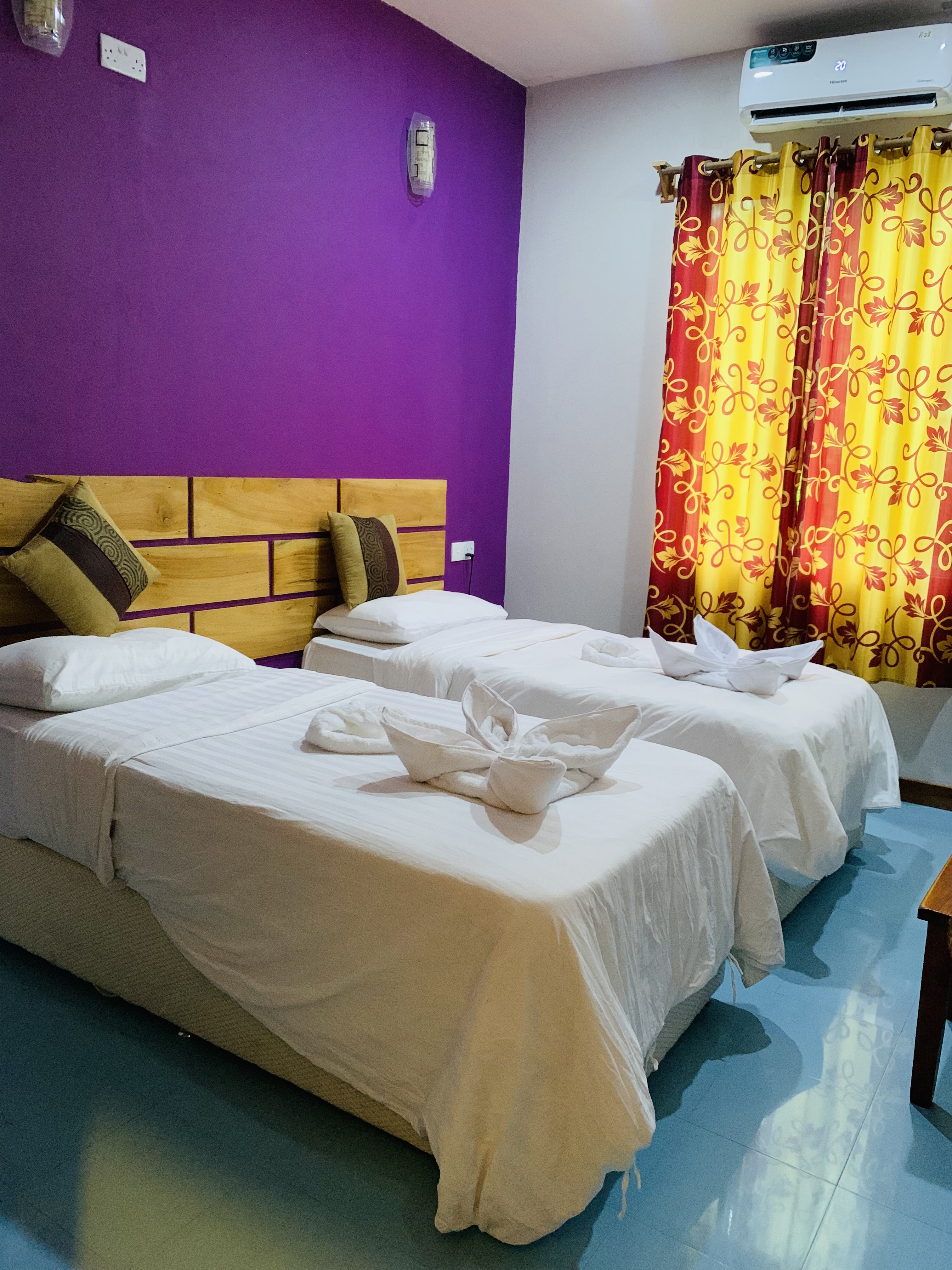 Hotels in Rasdhoo